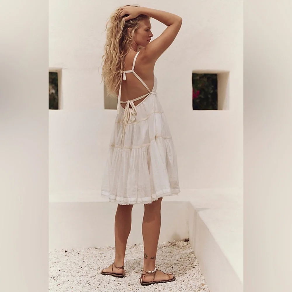 FREE PEOPLE, Isla Mini Dress NWT  Ivory Gauze, tiered babydoll size medium
